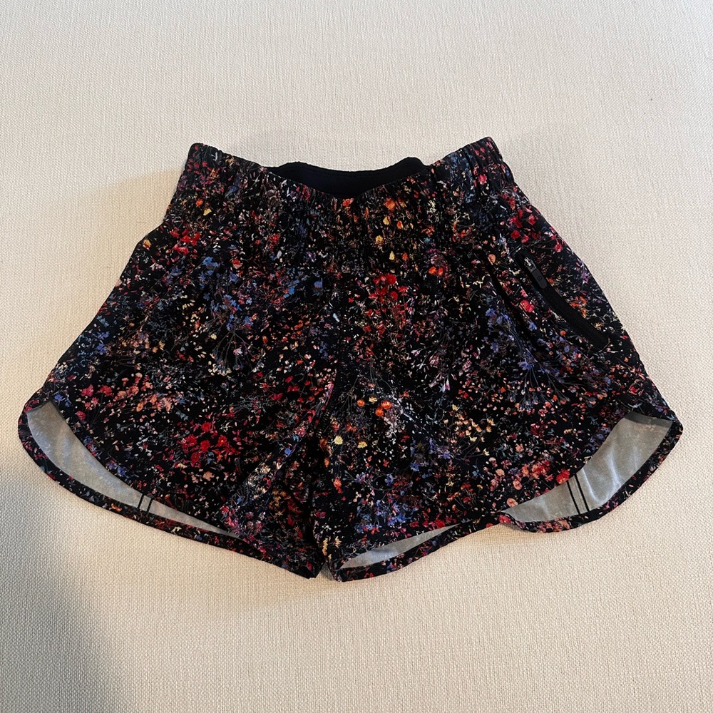 Lululemon hotty hot shorts